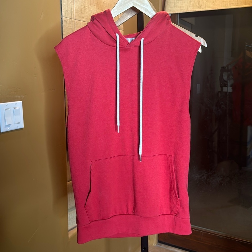 Ohoo Red Sleeveless Hoodie Tank Top Men’s Large Muscle Gym Athleisure Pullover - Picture 2 of 9